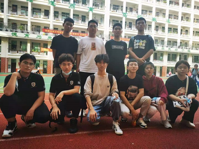 02.jpg 02.jpg