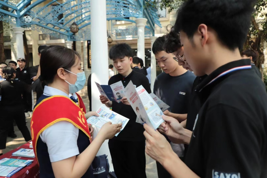 微信图片_20230320085815.png 微信图片_20230320085815.png